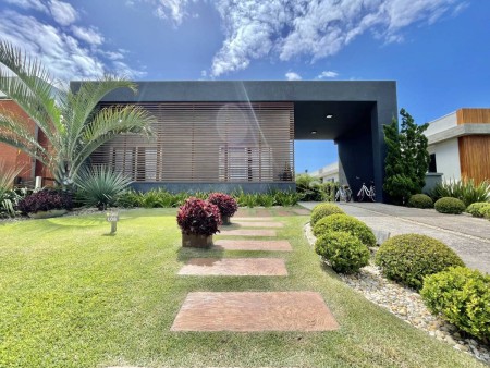 Casa em Condomínio 3 dormitórios em Capão da Canoa | Ref.: 5893