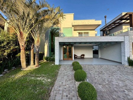 Casa em Condomínio 4 dormitórios em Capão da Canoa | Ref.: 7768